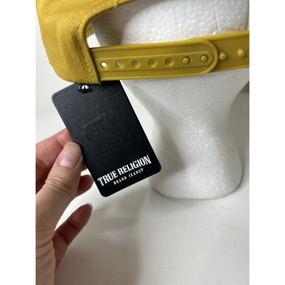 True Religion Hat Snapback Adjustable Gold Men Embroidered Black Logo Horse Shoe - Picture 8 of 8